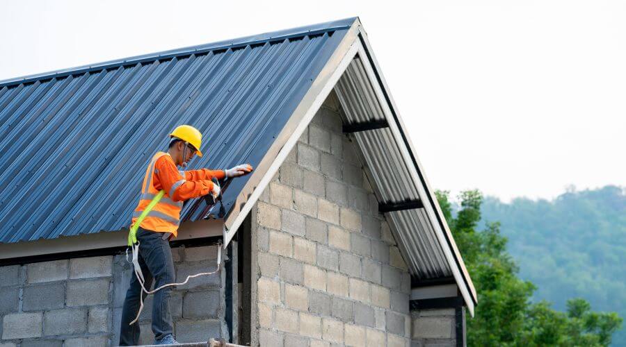Professional Flat Roofing Installation in Gandeeville, WV